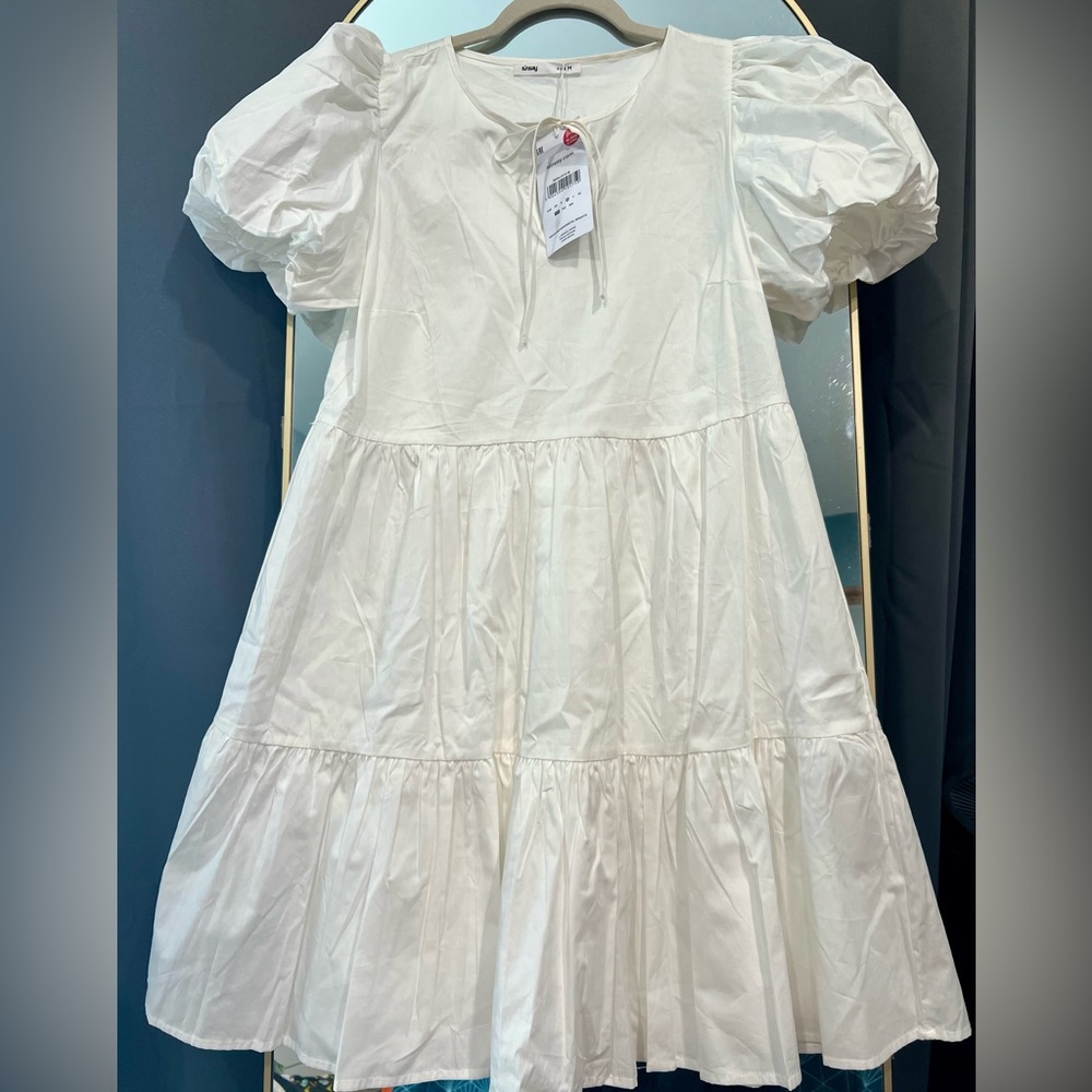 Chic White Puff Sleeve Mini Dress